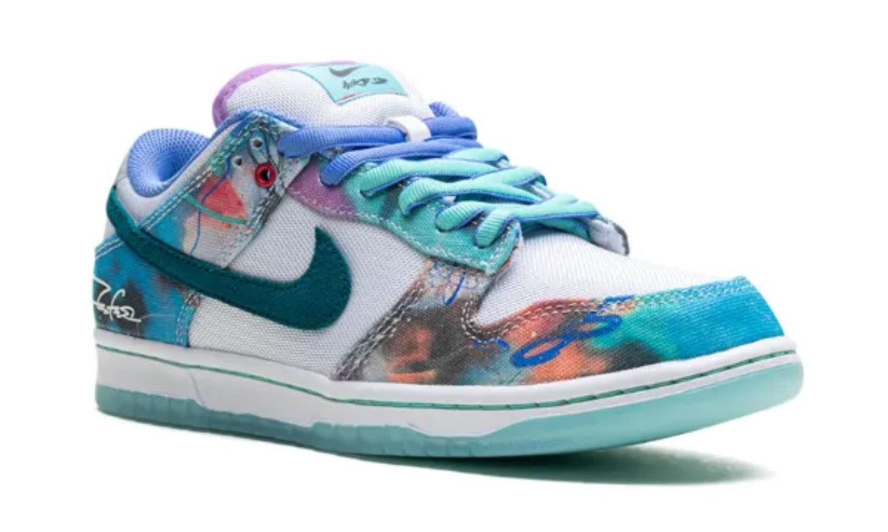Nike SB Dunk Low Futura Laboratories Bleached Aqua