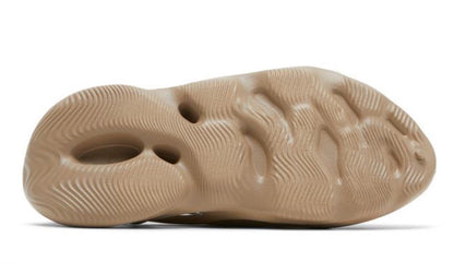 Adidas Yeezy Foam RNR Clay Brown