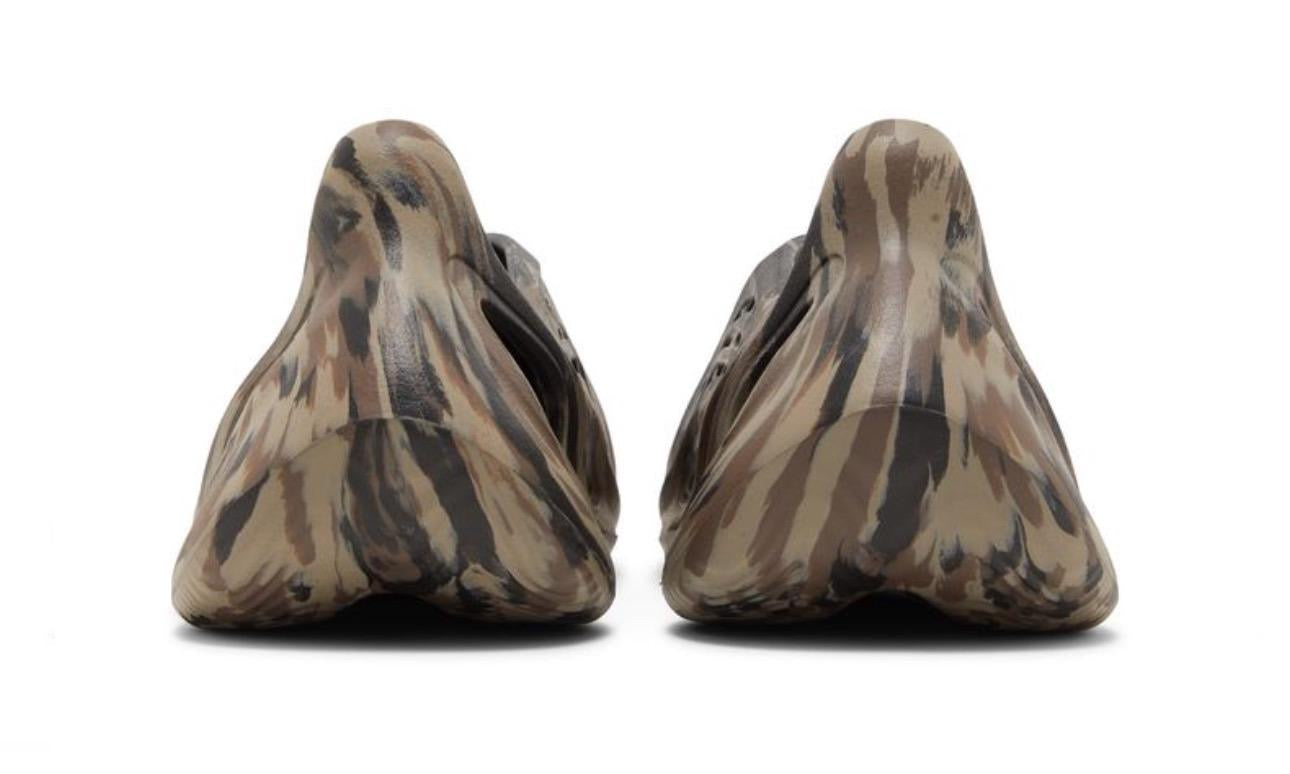 Adidas Yeezy Foam RNR MX Cinder Brown