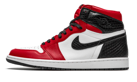 Jordan 1 Retro High Satin Snake Chicago