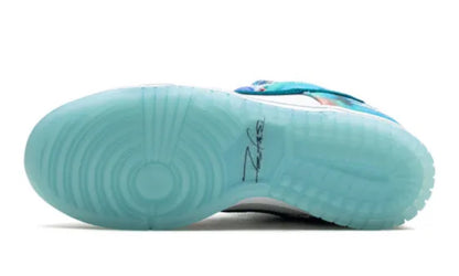 Nike SB Dunk Low Futura Laboratories Bleached Aqua
